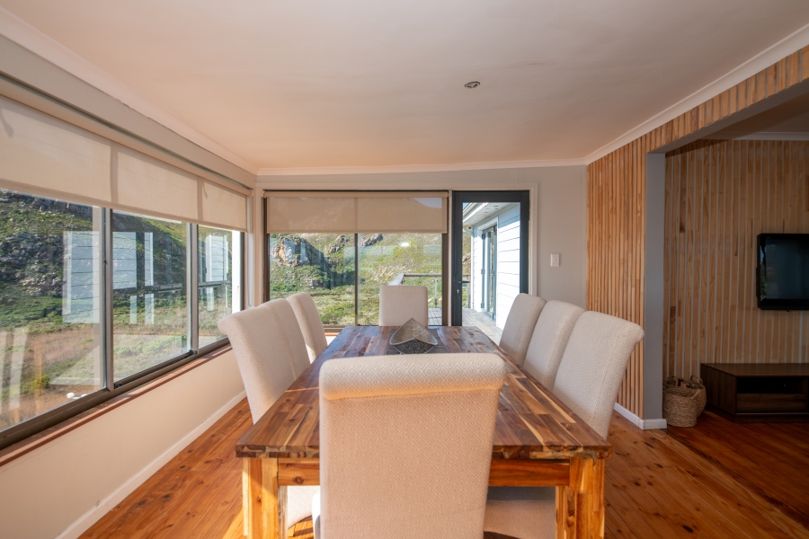 4 Bedroom Property for Sale in Rooi Els Western Cape